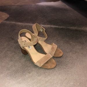 Steve Madden Nude Block heel Sandal 7.5